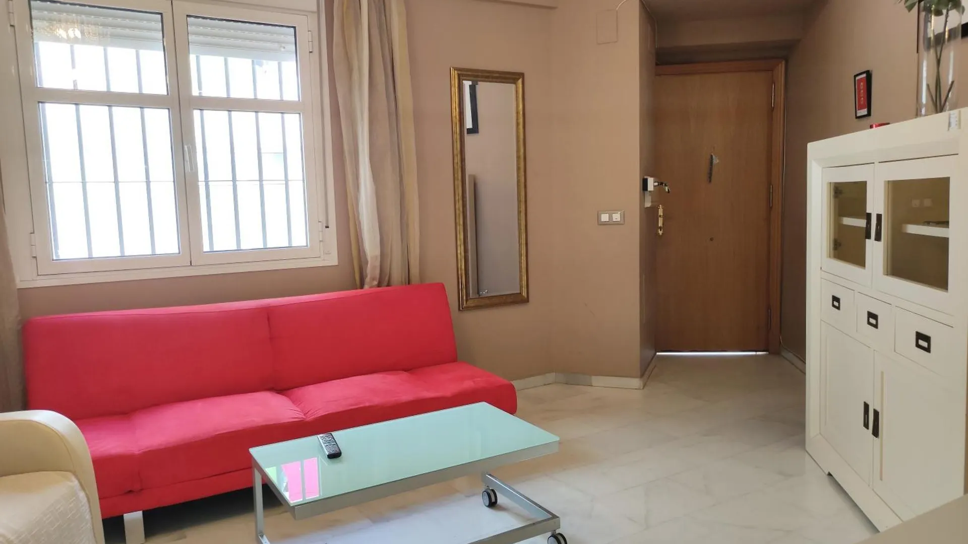 Casa Torrijiano.Parking Gratis!. Apartment Seville